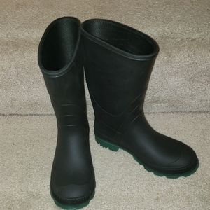 Size 5 boys/youth rain boots